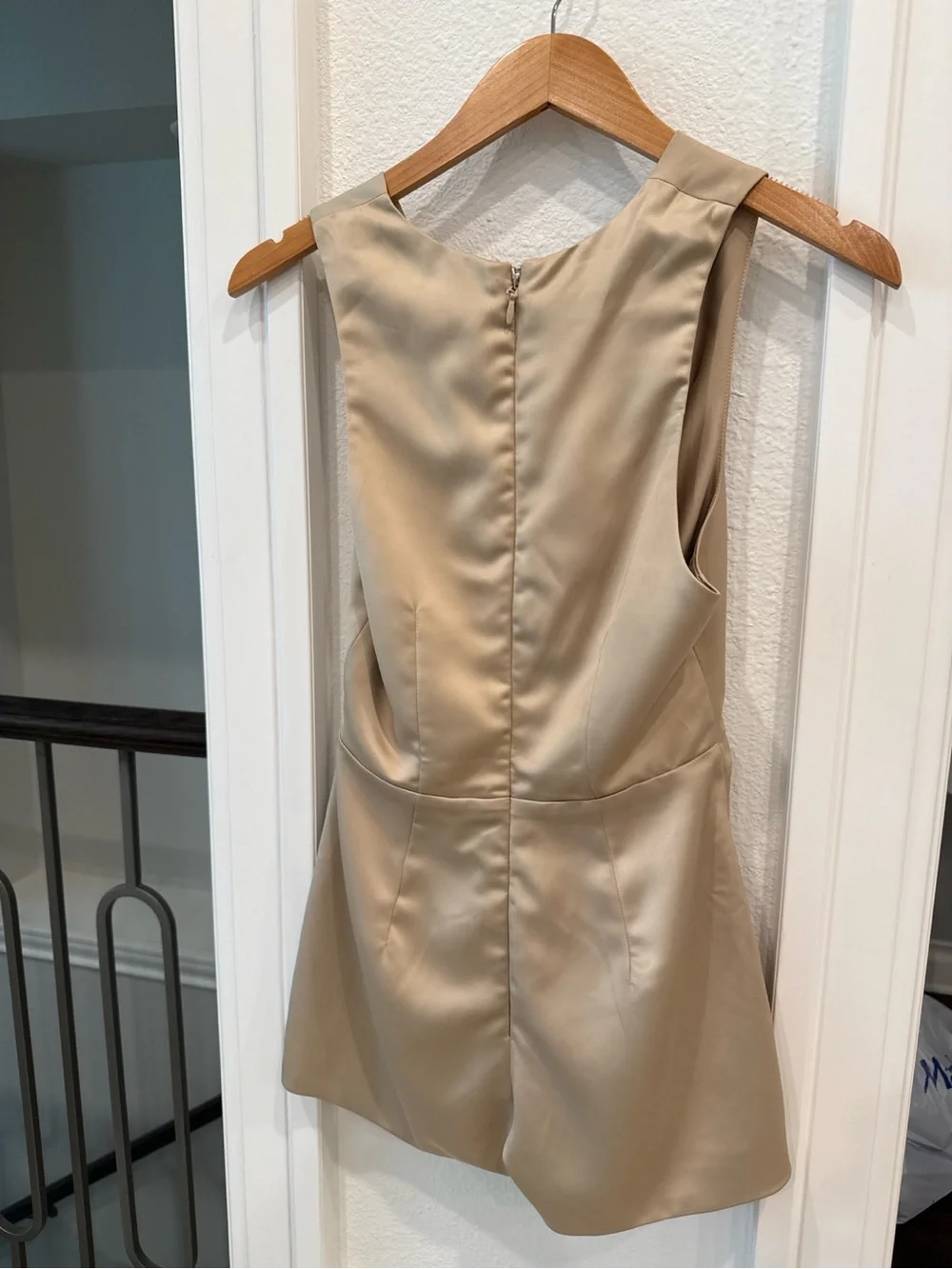 House of CB London Champagne Satin Draped Romper Size Small - Picture 4 of 5
